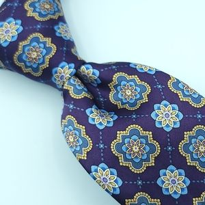 JOS A BANK Executive Collection 100% Silk Necktie, Floral Pattern, Color Blue.
